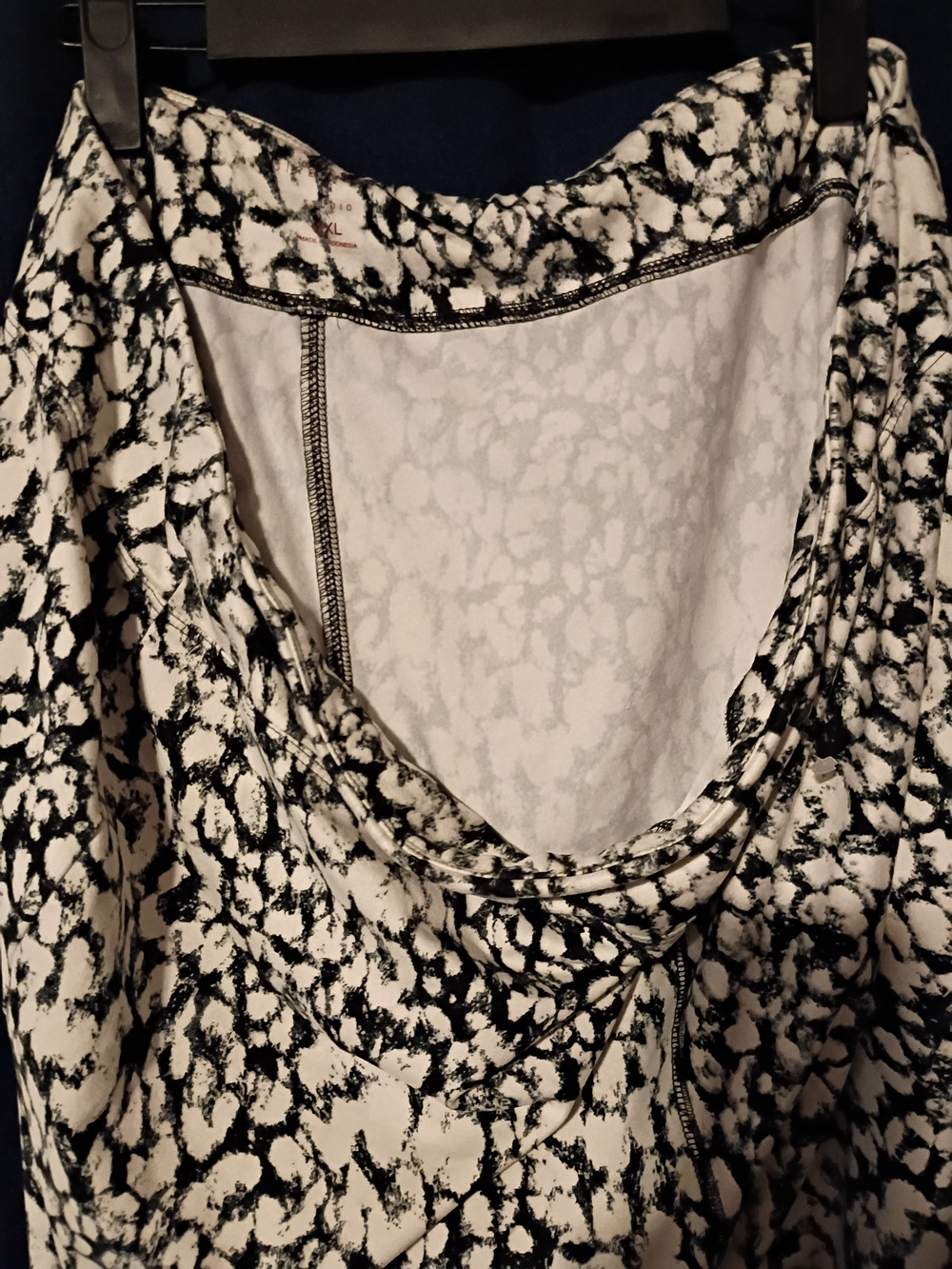 new directions Black & White Patterned Leggings